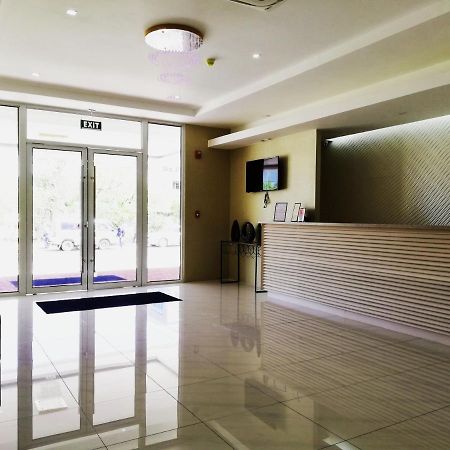 אולונגפו Subic Bay Hostel מראה חיצוני תמונה