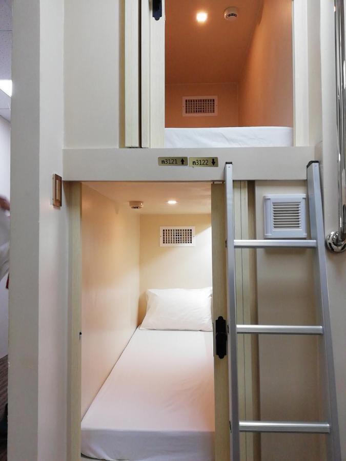 אולונגפו Subic Bay Hostel מראה חיצוני תמונה