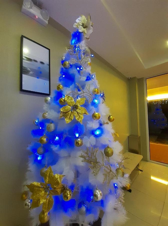 אולונגפו Subic Bay Hostel מראה חיצוני תמונה